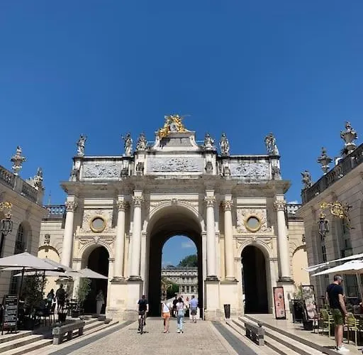 Le Cocon - Grande Terrasse - Calme - Proche Gare Апартаменты *